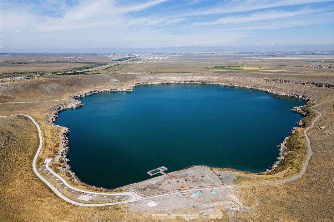 Konya’nın mavi cenneti Acıgöl, tatilcilerin yeni gözdesi 2